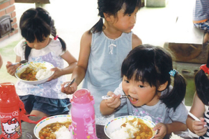 給食